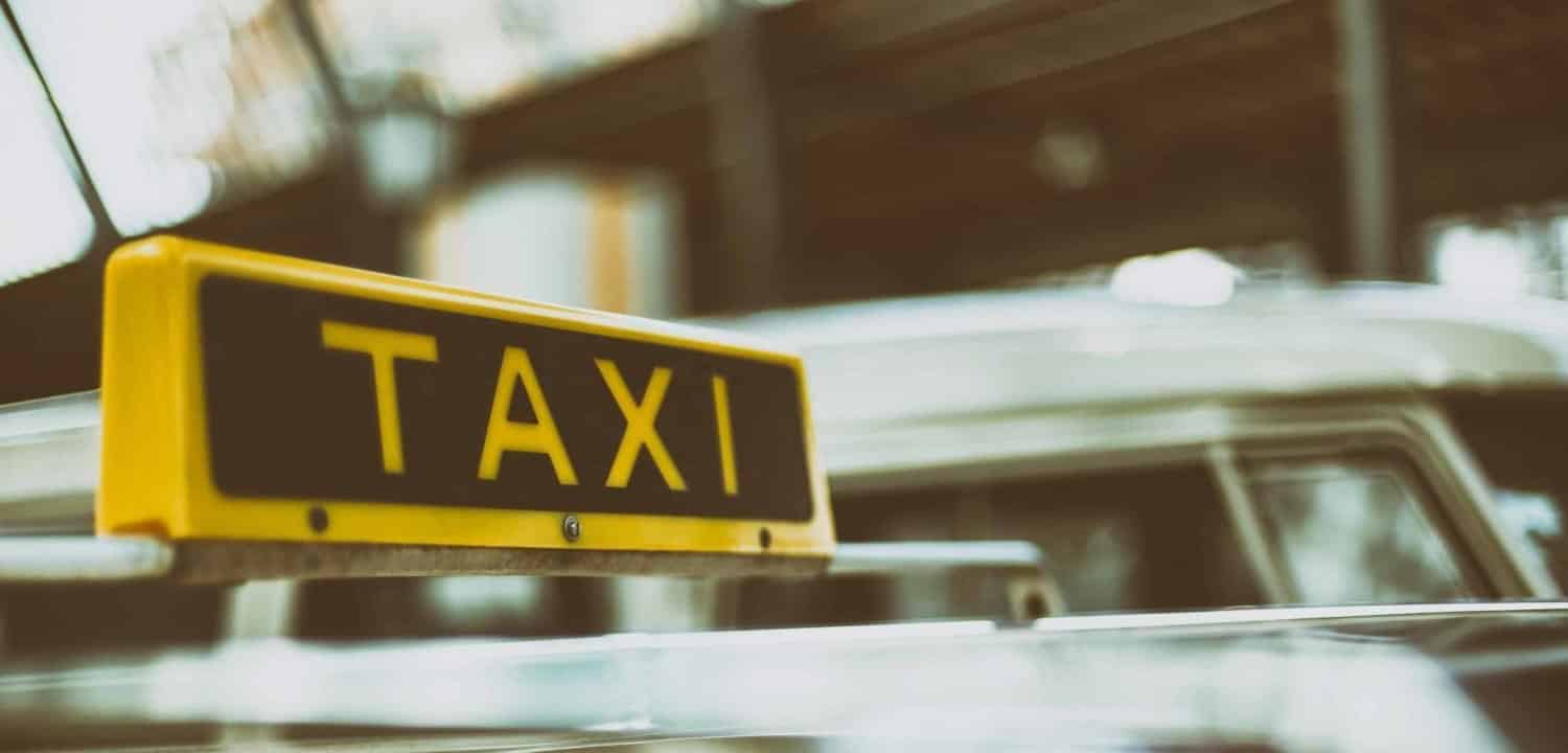 Các dự án chuyển đổi số được áp dụng làm thay đổi mô hình kinh doanh của các hãng taxi truyền thống