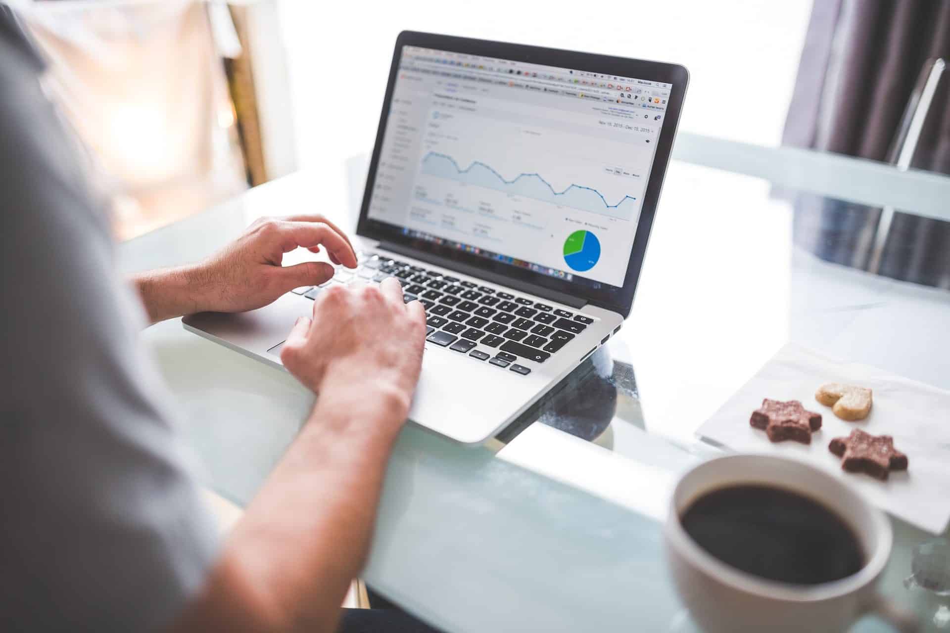 Lý do bạn nên thuê dịch vụ SEO Agency bên ngoài