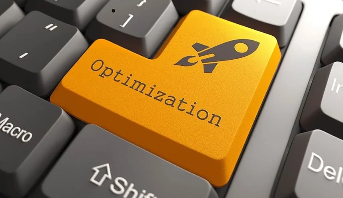 SEO thủ công và SEO tự động, chọn nhanh hay bền vững?